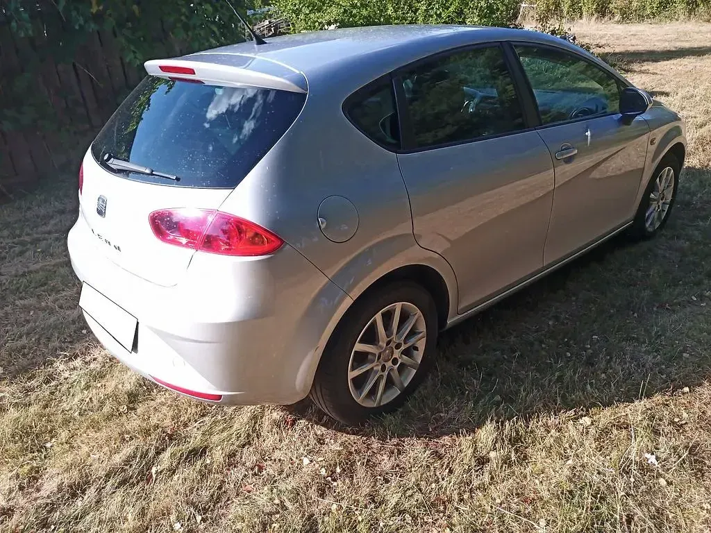 Gebraucht Seat Leon Style 105 PS (77 kW) 2013 Silber Limousine