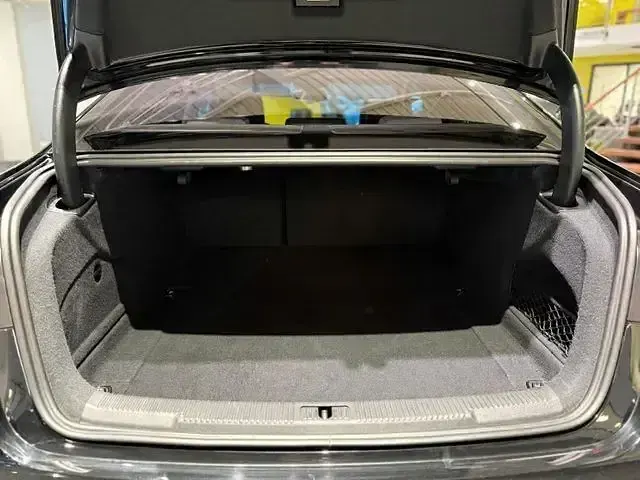 Second-hand Audi A6 Ambiente 252 CP (185 kW) 2016 Negru Berlinǎ