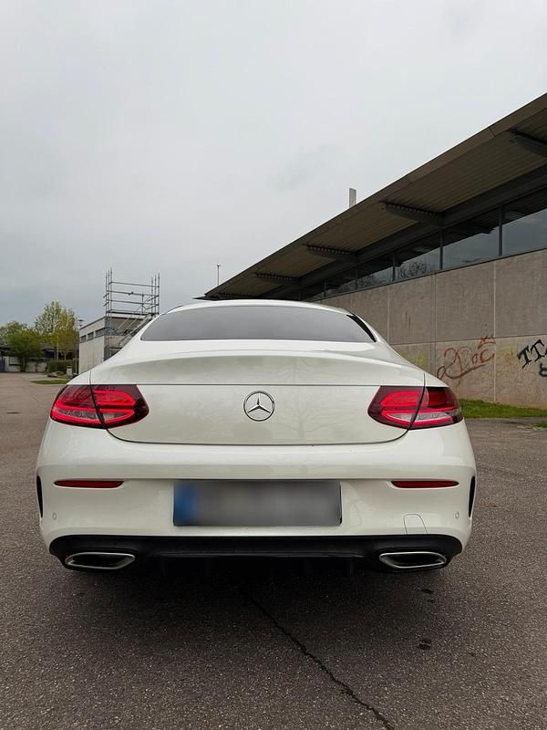 Second-hand Mercedes C400 2021 Coupe