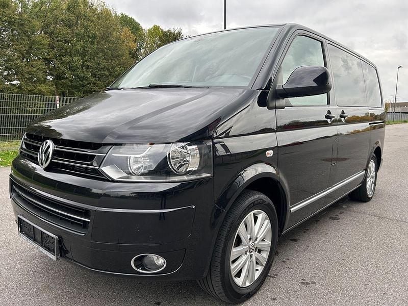 Schwarz Gebraucht 2014 VW Multivan Highline Van | 15.990 € (Guter Preis) - Bild 1/4