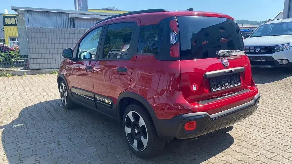 Gebraucht Fiat Panda Cross Cross 69 PS (50 kW) 2024 Rot Kleinwagen