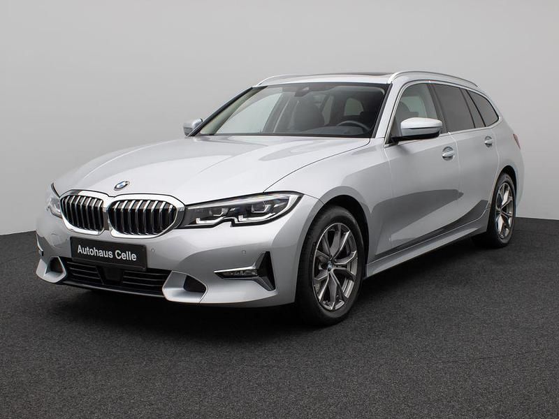 Silber Gebraucht 2021 BMW 320 Sport Line Limousine | 24.999 € (Fairer Preis) - Bild 1/4