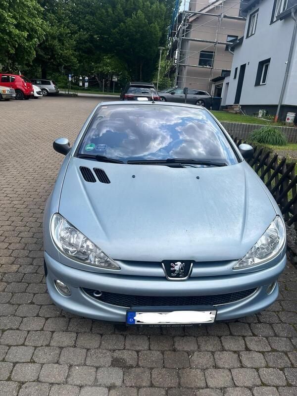 Silber Gebraucht 2006 Peugeot 206 CC Cabrio | 1.999 € (Fairer Preis) - Bild 1/4