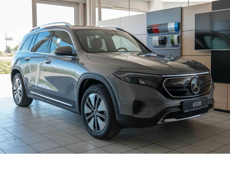 Gebraucht Mercedes EQB300 Progressive 167 kW (228 PS) 2023 Mountaingrau  met. SUV