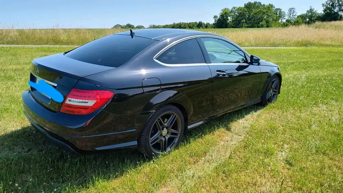 Gebraucht Mercedes C250 204 PS (150 kW) 2013 Schwarz Coupé