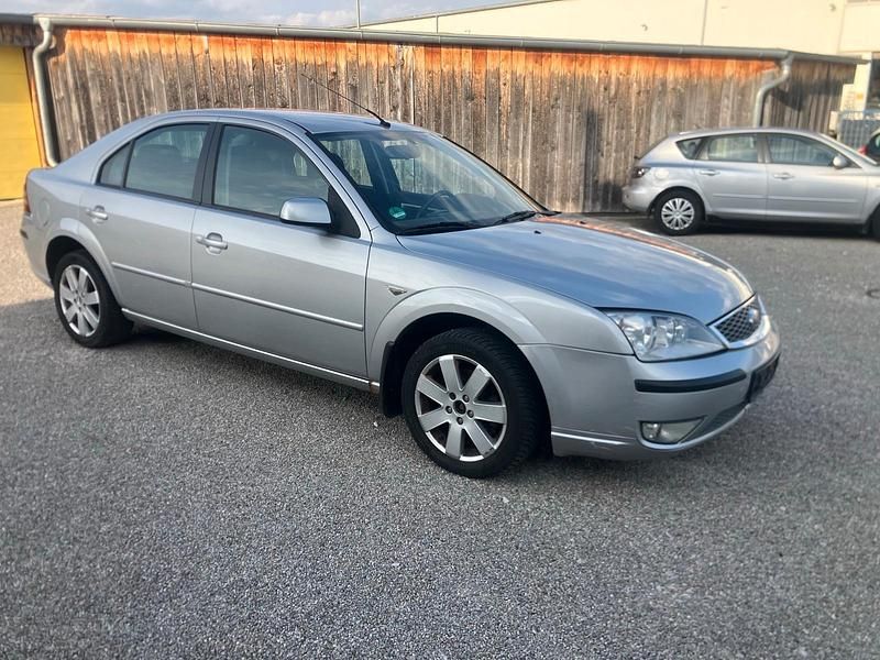 Gebraucht Ford Mondeo 131 PS (96 kW) 2006 Silber Limousine