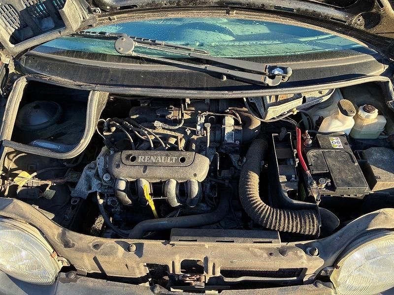 Gebraucht Renault Twingo 58 PS (42 kW) 2000 Schwarz Kleinwagen