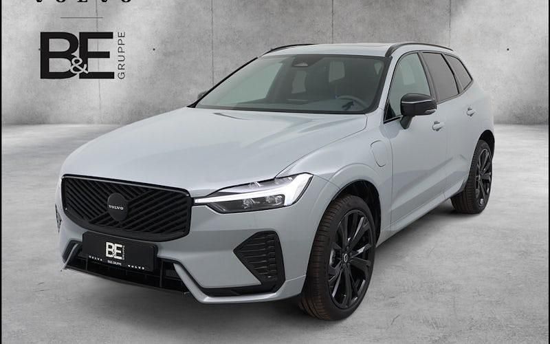 Neu Volvo XC60 Plus 455 PS (334 kW) 2026 Grau SUV