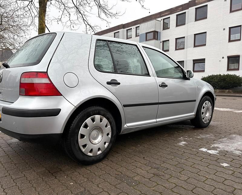 Gebraucht VW Golf IV Ocean 75 PS (55 kW) 2003 Silber Limousine
