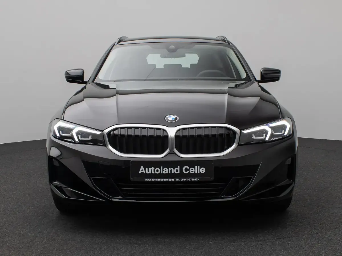 Brugt BMW 318 Shadowline 156 HK (114 kW) 2025 Sort Sedan