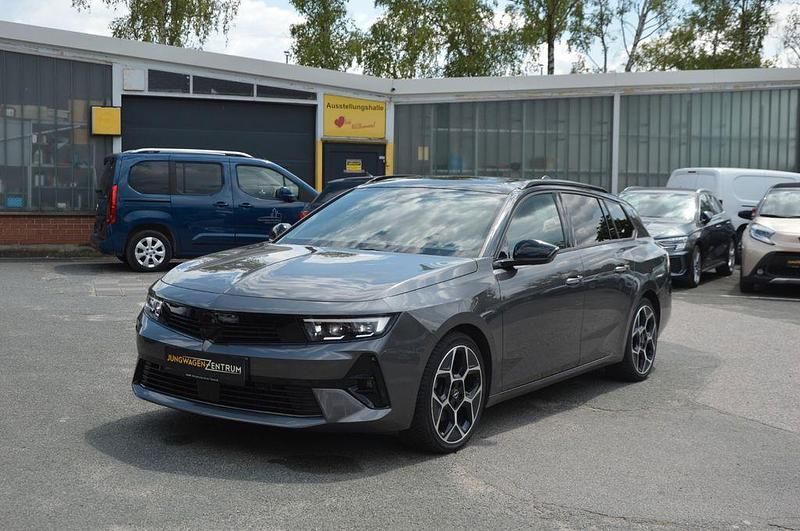 Other Gebraucht 2024 Opel Astra Ultimate Kombi | 23.290 € (Guter Preis) - Bild 1/4
