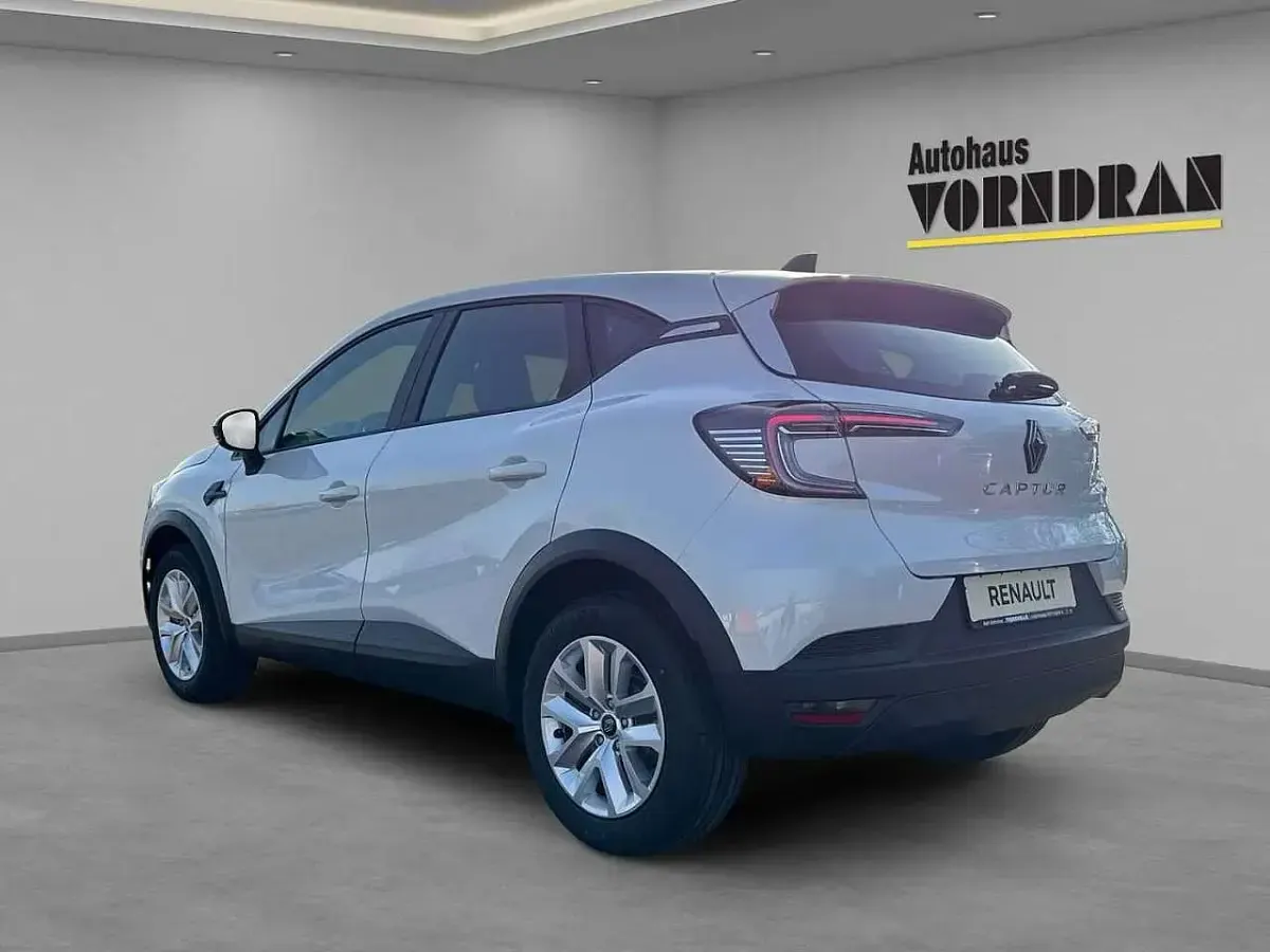Nowe Renault Captur Evolution 114 KM (83 kW) 2025 Biały SUV