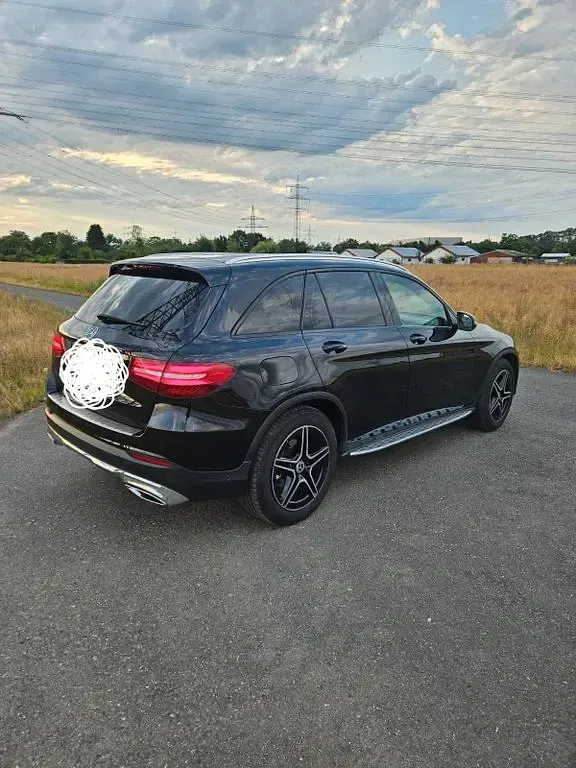 Gebraucht Mercedes GLC250 Exclusive 204 PS (150 kW) 2016 Schwarz SUV