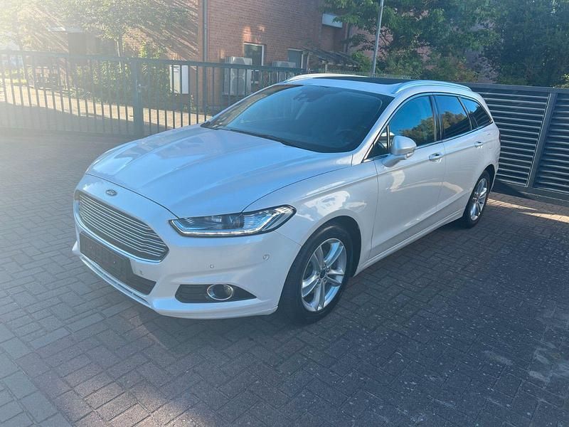 Gebraucht Ford Mondeo Titanium 241 PS (177 kW) 2016 Weiß Kombi