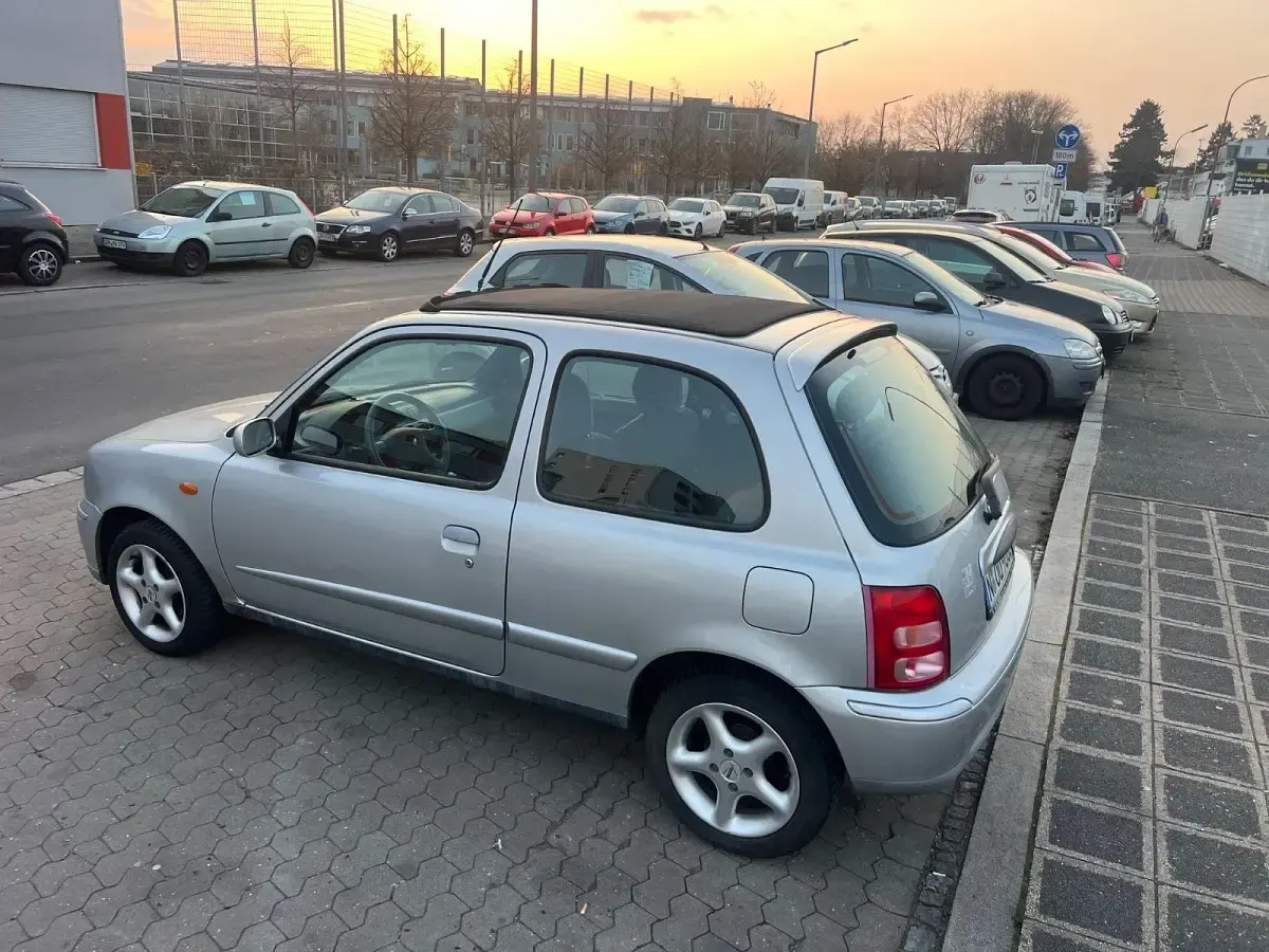 Gebraucht Nissan Micra 60 PS (44 kW) 2002 Silber Kleinwagen