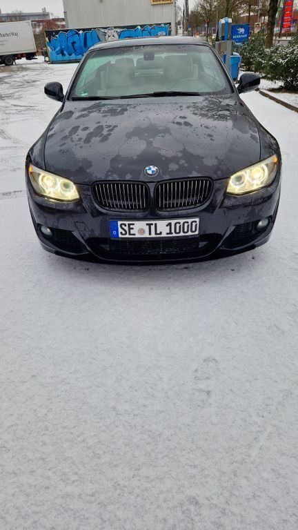 Schwarz Gebraucht 2012 BMW 335 Cabriolet M Sport Cabrio | 20.999 € (Superpreis) - Bild 1/4