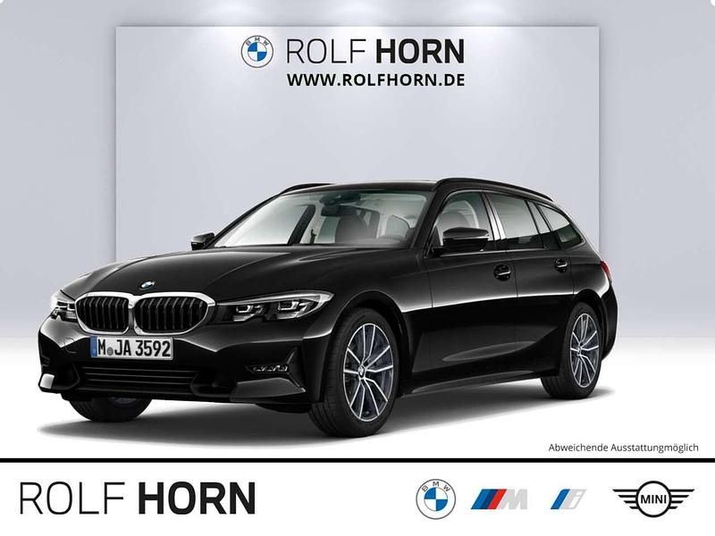 Saphirschwarz metallic Gebraucht 2021 BMW 320 Sport Line Kombi | 26.620 € (Etwas zu teuer) - Bild 1/4
