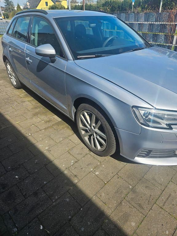 Gebraucht Audi A3 Design 116 PS (85 kW) 2019 Limousine