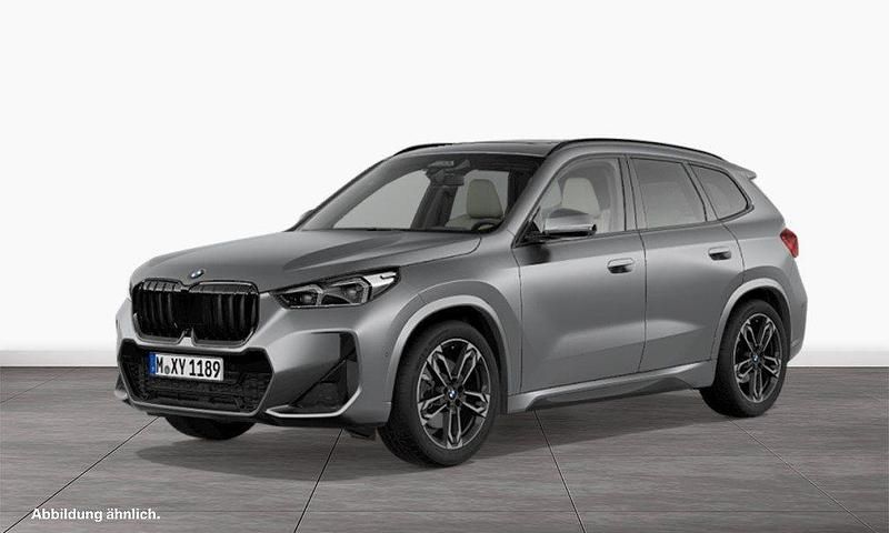 Grau Gebraucht 2022 BMW X1 M Sport SUV | 38.900 € - Bild 1/3