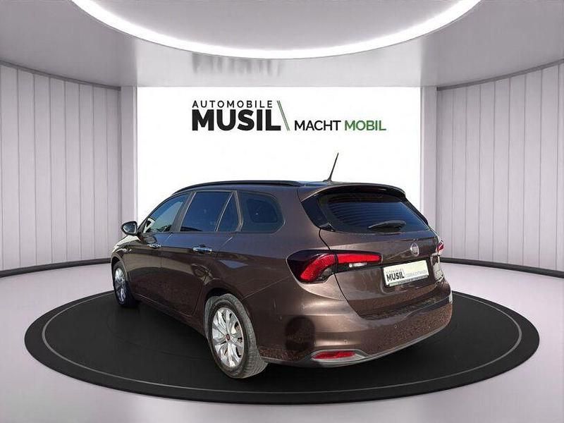 Gebraucht Fiat Tipo Pop 95 PS (69 kW) 2017 Colore esterno (bronzo bronzino (vr444/b)) Kombi