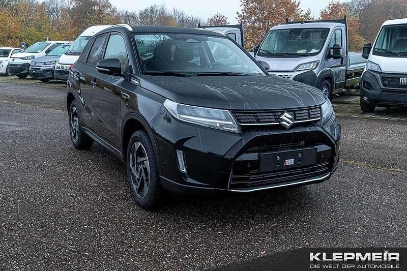 Neu Suzuki Vitara Comfort+ 110 PS (80 kW) 2025 Cosmic black pearl Limousine