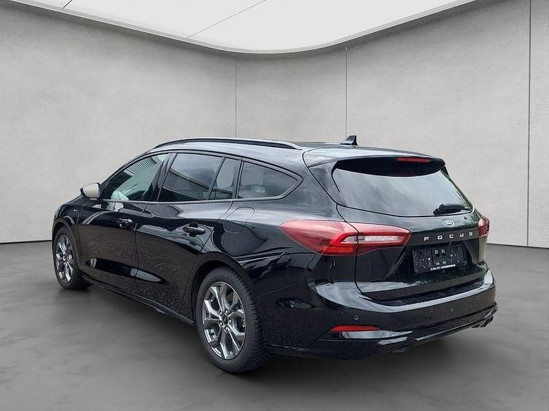 Gebraucht Ford Focus ST-Line X 155 PS (114 kW) 2024 Agate black metallic Kombi
