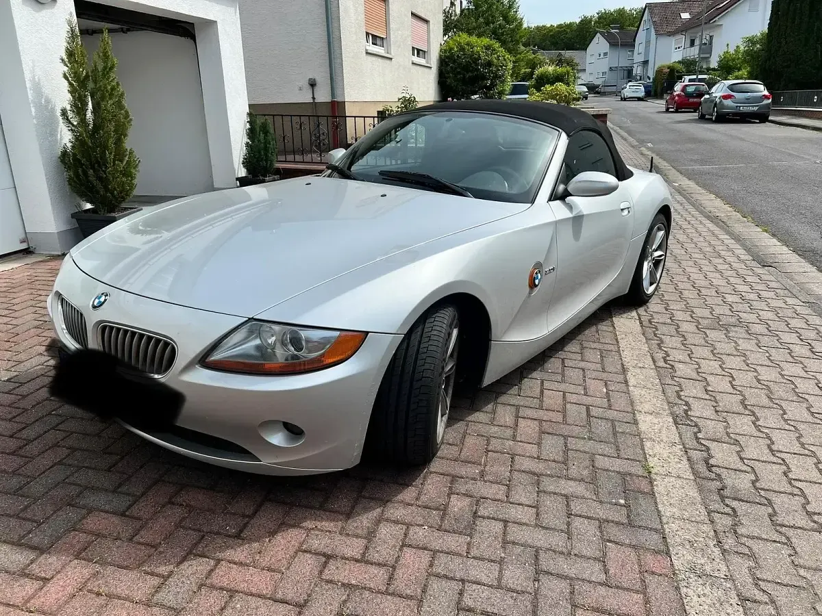 Gebraucht BMW Z4 231 PS (169 kW) 2003 Silber Cabrio