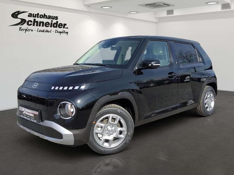 Abyss black metallic Neu 2025 Hyundai Inster Trend Kleinwagen | 27.390 € (Etwas zu teuer) - Bild 1/4