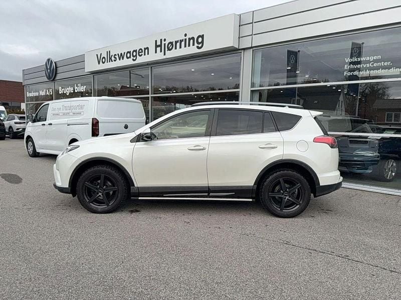 Weiß Gebraucht 2019 Toyota RAV4 SUV | 10.500 € (Superpreis) - Bild 1/4