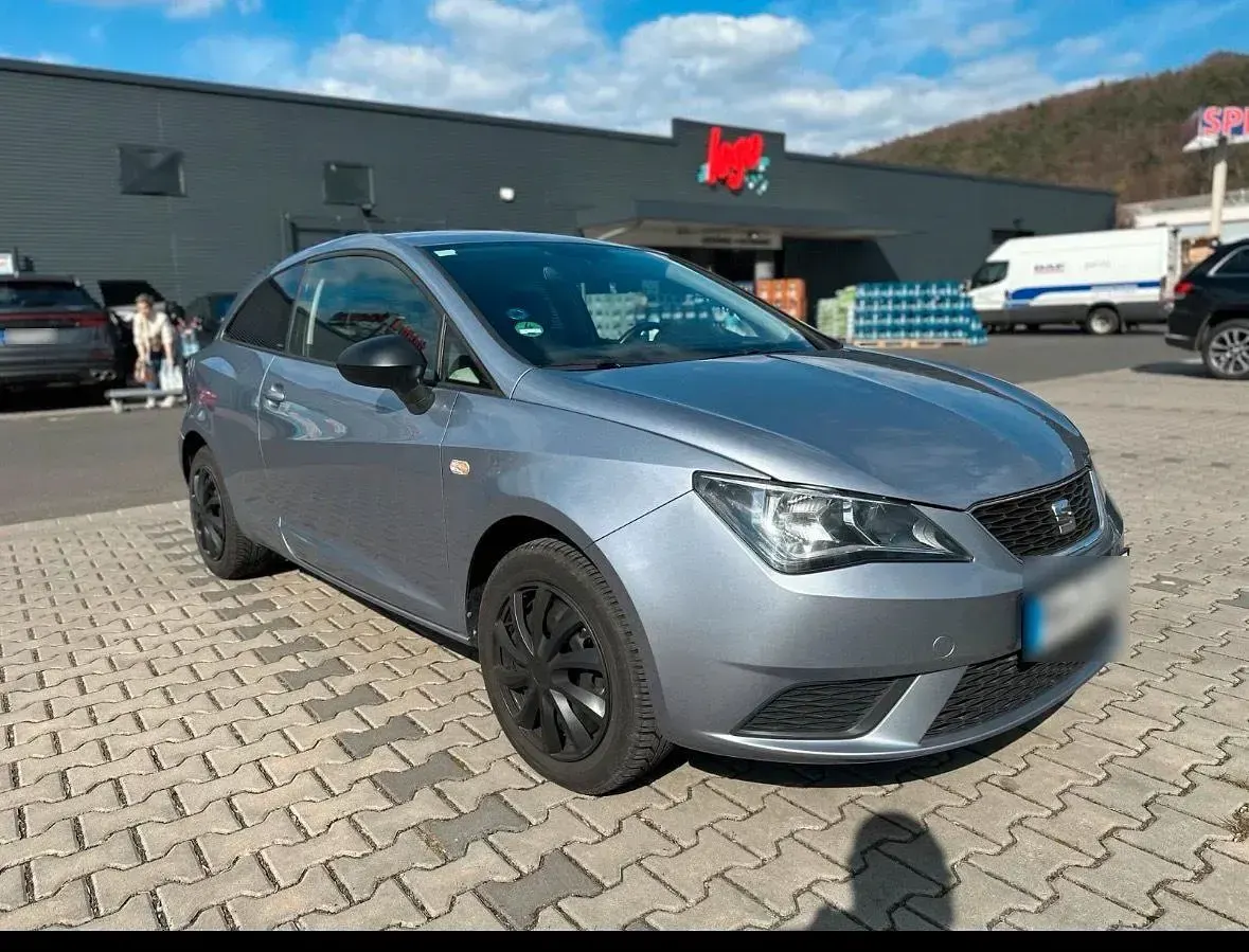 Gebraucht Seat Ibiza CONNECT 75 PS (55 kW) 2016 Grau Kleinwagen