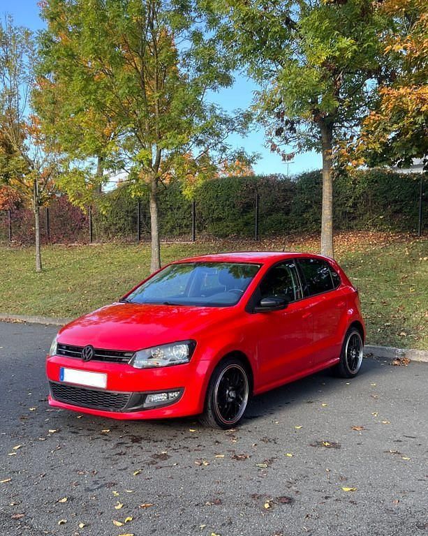 Rot Gebraucht 2010 VW Polo Team Limousine | 5.500 € (Etwas zu teuer) - Bild 1/4