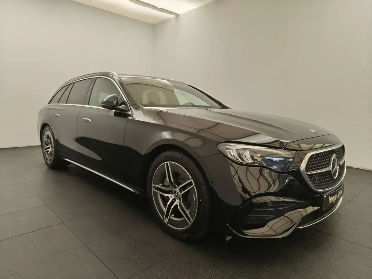 Używany Mercedes E200 Advanced 204 KM (150 kW) 2023 Czarny Kombi