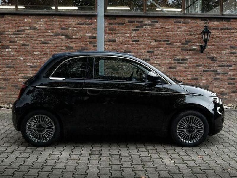Gebraucht Fiat 500C Style 86 kW (118 PS) 2023 Schwarz Cabrio