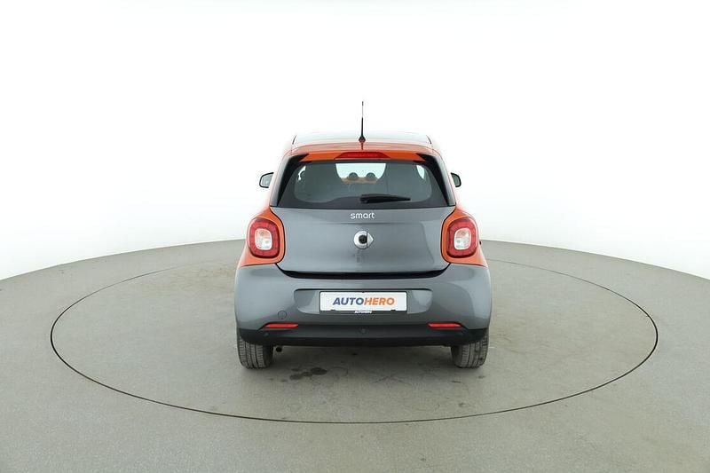 Gebraucht Smart ForFour Basis 90 PS (66 kW) 2017 Grau Kleinwagen