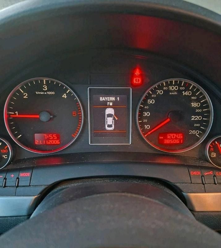 Gebraucht Audi A4 116 PS (85 kW) 2007 Blau Kombi