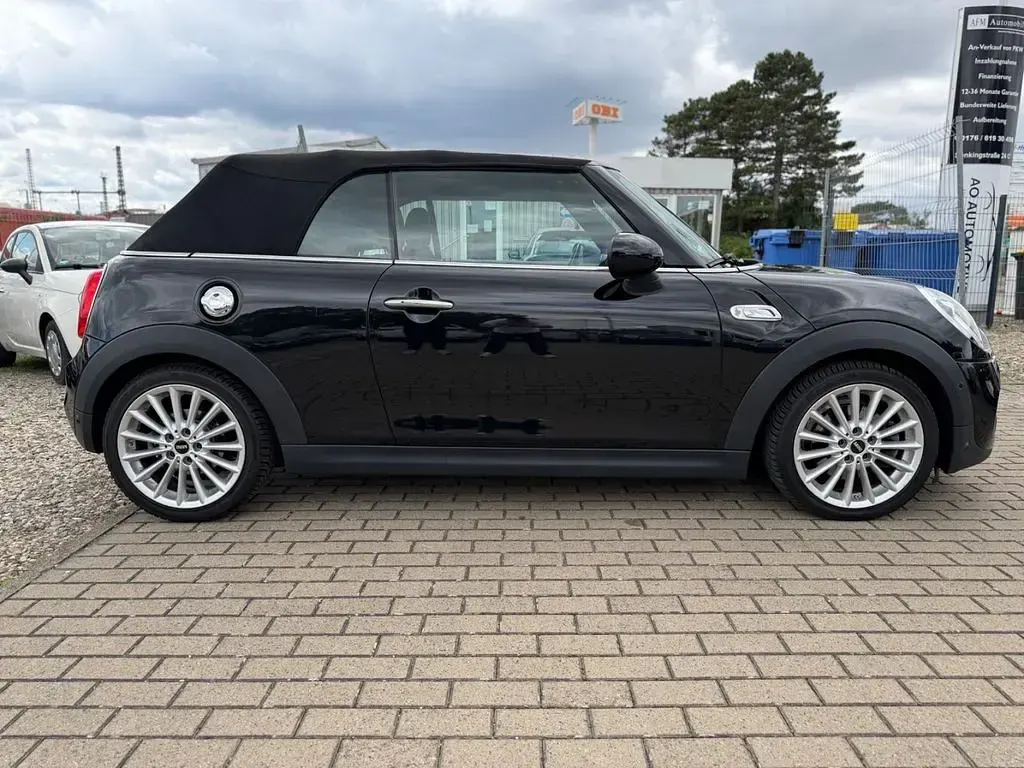 Gebraucht Mini Cooper S Cabriolet 192 PS (141 kW) 2018 Schwarz Cabrio
