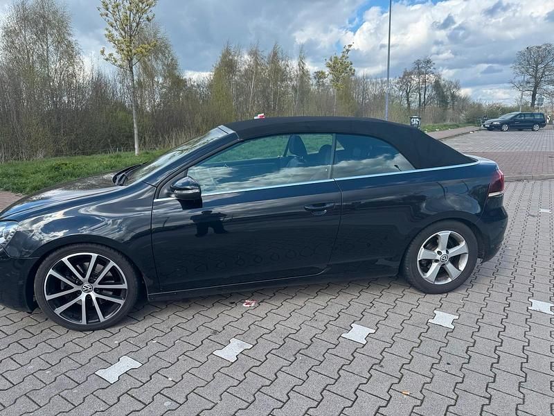 Gebraucht VW Golf Cabriolet 160 PS (117 kW) 2013 Schwarz Cabrio