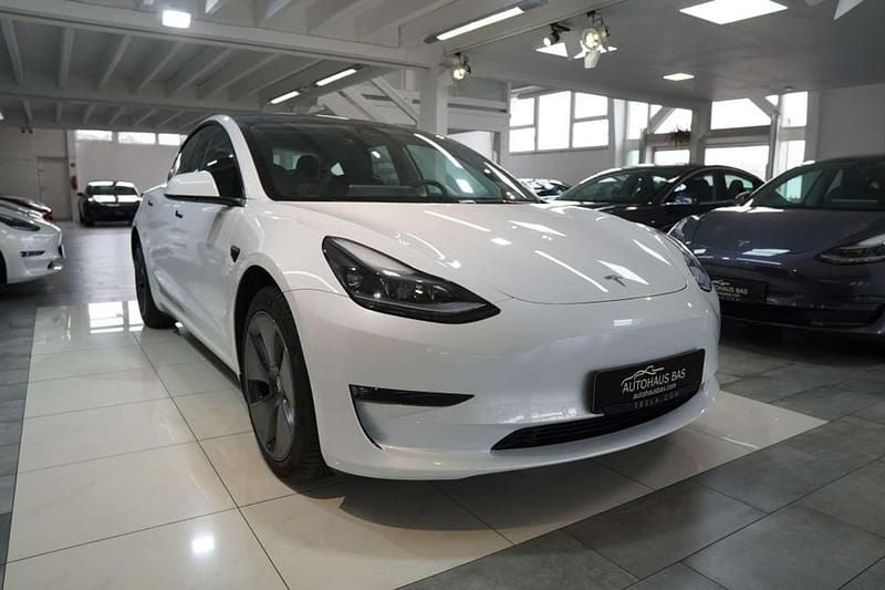 Gebraucht Tesla Model 3 Long Range RWD 350 kW (476 PS) 2023 Pearl white multi coat Limousine