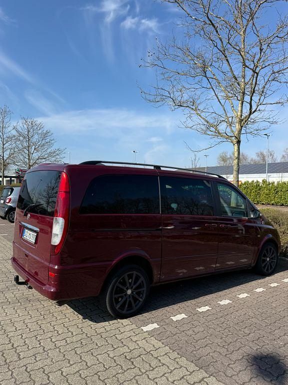 Gebraucht Mercedes Viano 204 PS (150 kW) 2007 Rot Van / Kleinbus