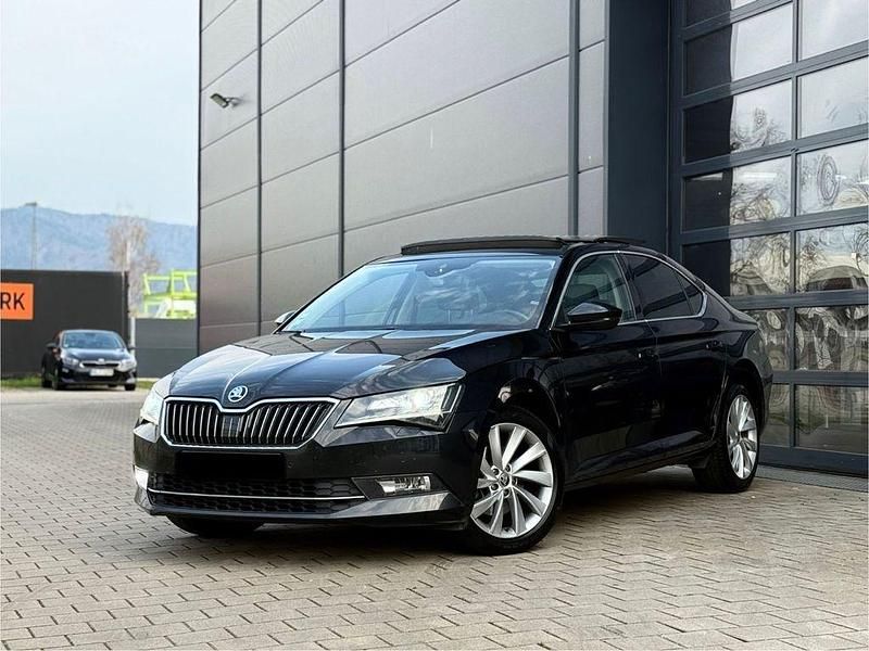 Gebraucht Skoda Superb Style 150 PS (110 kW) 2018 Schwarz Limousine