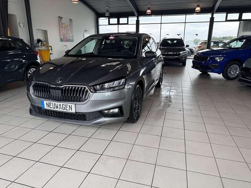 Graphite grey metallic Neu 2025 Skoda Fabia Kleinwagen | 21.390 € (Guter Preis) - Bild 1/3