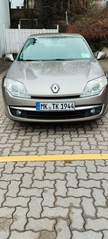 Gebraucht Renault Laguna III Expression 110 PS (80 kW) 2009 Gold Limousine