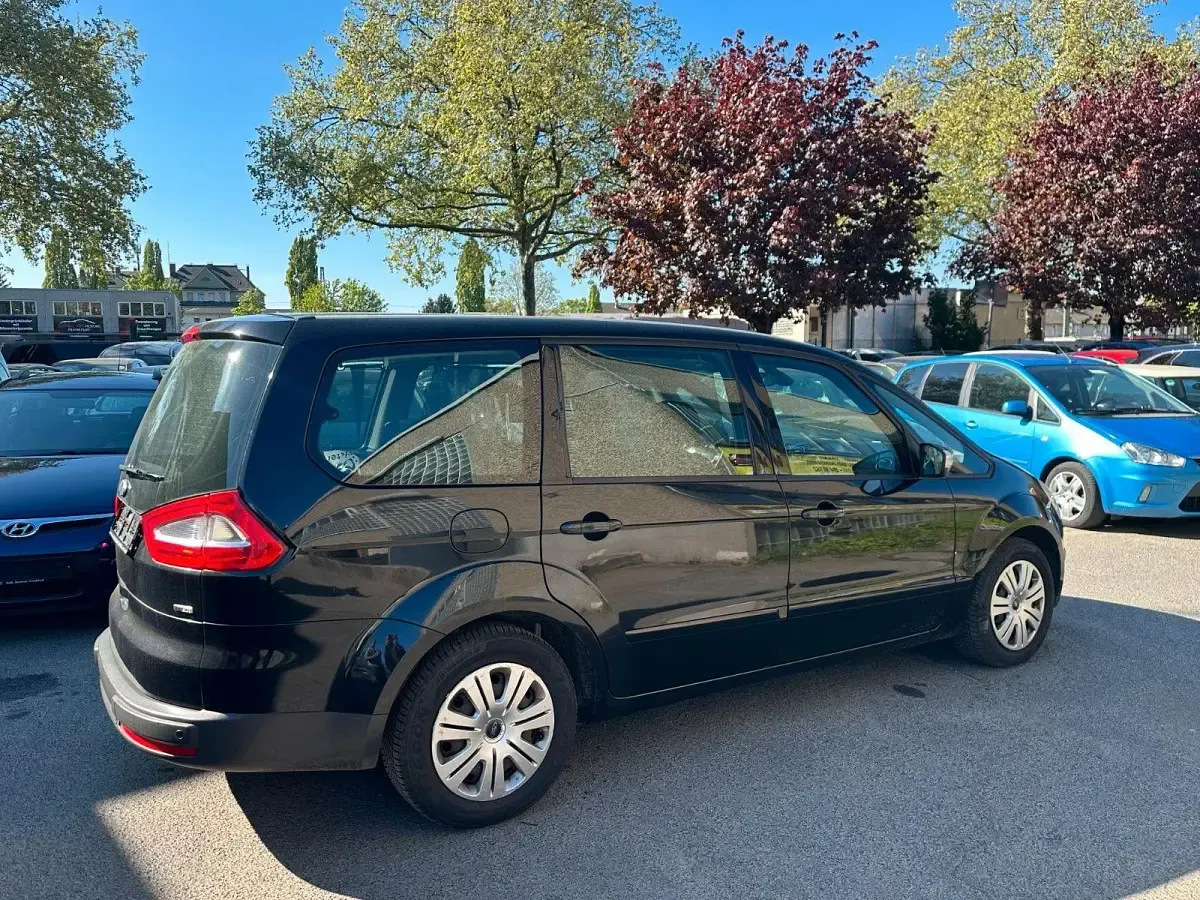 Gebraucht Ford Galaxy Trend 131 PS (96 kW) 2007 Schwarz Van / Kleinbus