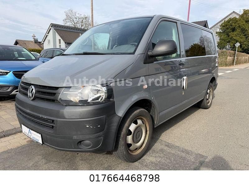 Gebraucht VW Transporter 179 PS (131 kW) 2015 Grau Van