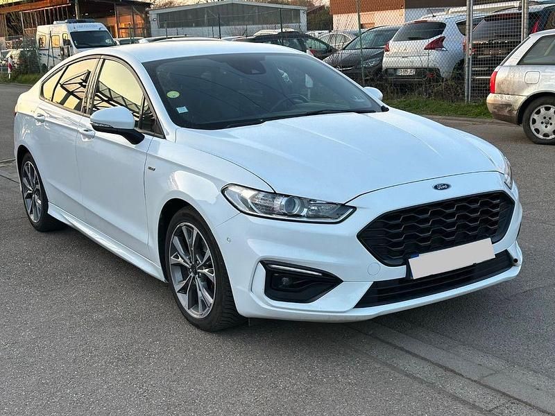 Gebraucht Ford Mondeo ST-Line 190 PS (139 kW) 2021 Weiß Limousine