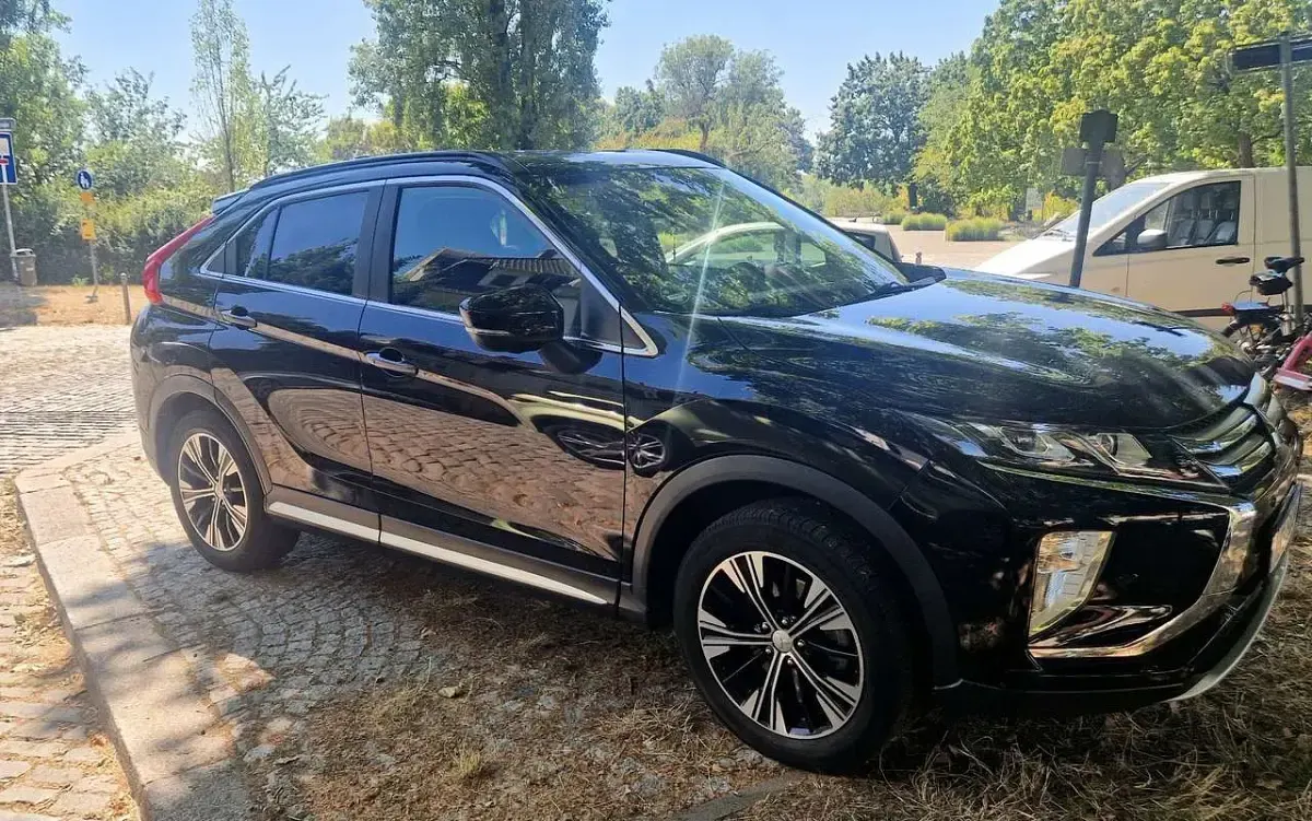 Gebraucht Mitsubishi Eclipse Cross Top 163 PS (119 kW) 2018 Schwarz SUV