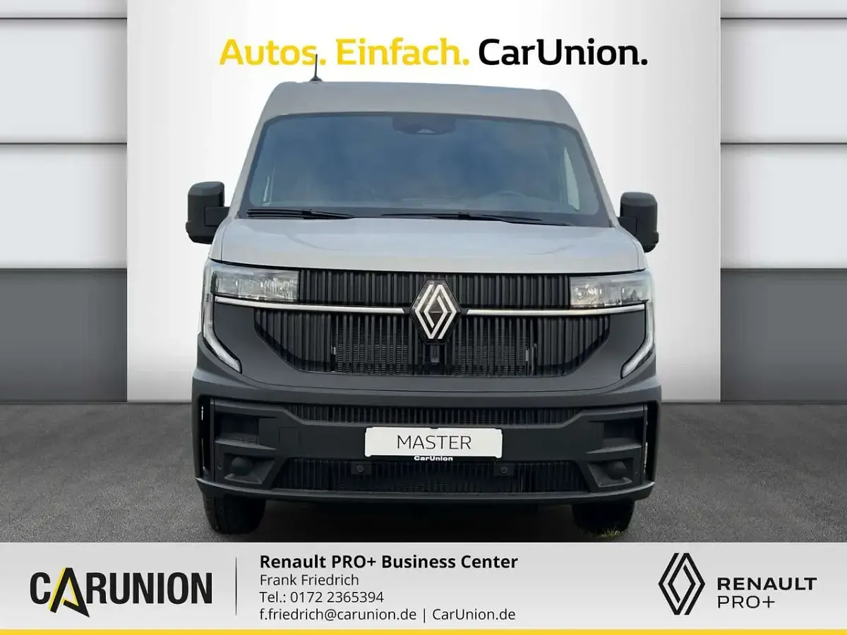 Nowe Renault Master 131 KM (96 kW) 2025 Biały Minivan