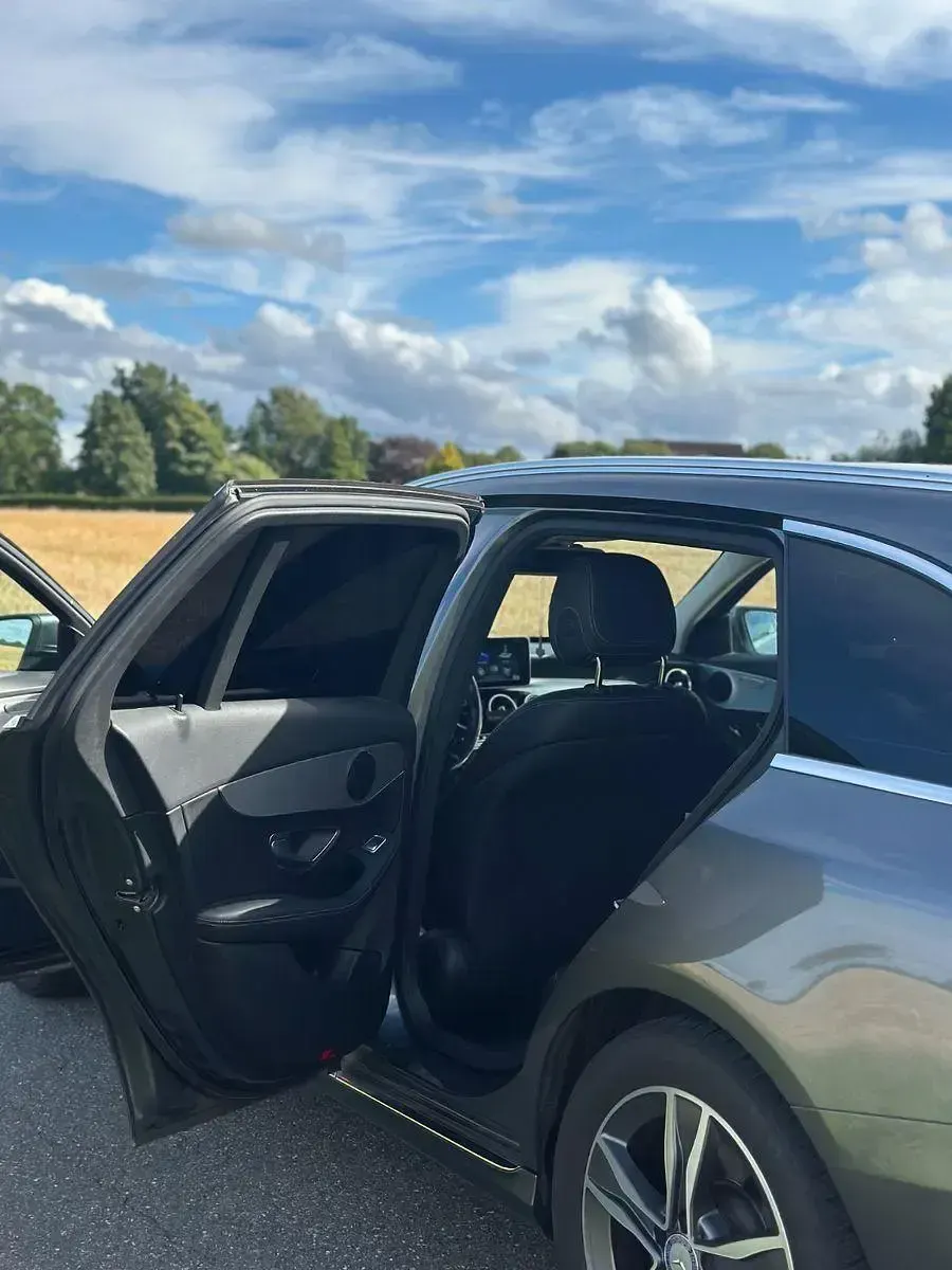 Gebraucht Mercedes C220 Avantgarde 170 PS (125 kW) 2017 Grau Kombi