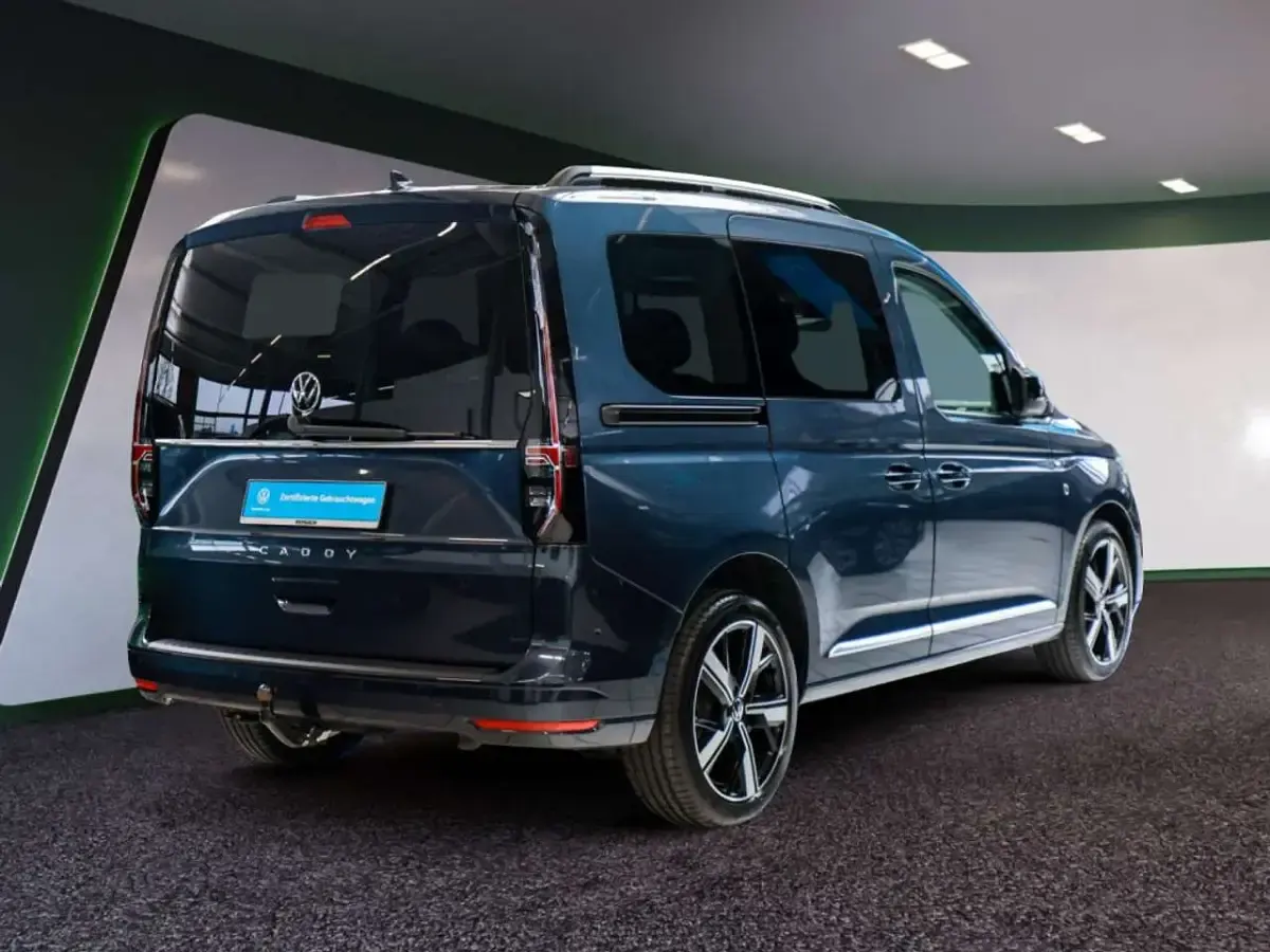 Gebraucht VW Caddy Style 122 PS (89 kW) 2025 Starlight blue Van / Kleinbus