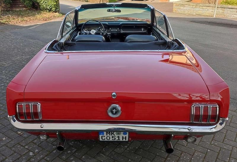 Gebraucht Ford Mustang 165 PS (121 kW) 1964 Rot Cabrio